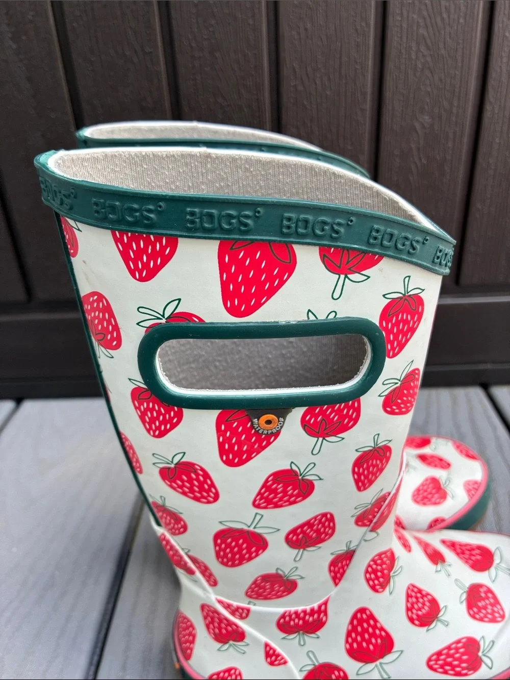 BOGS Kids Rain Boots Strawberry Print White Red Green Size 12